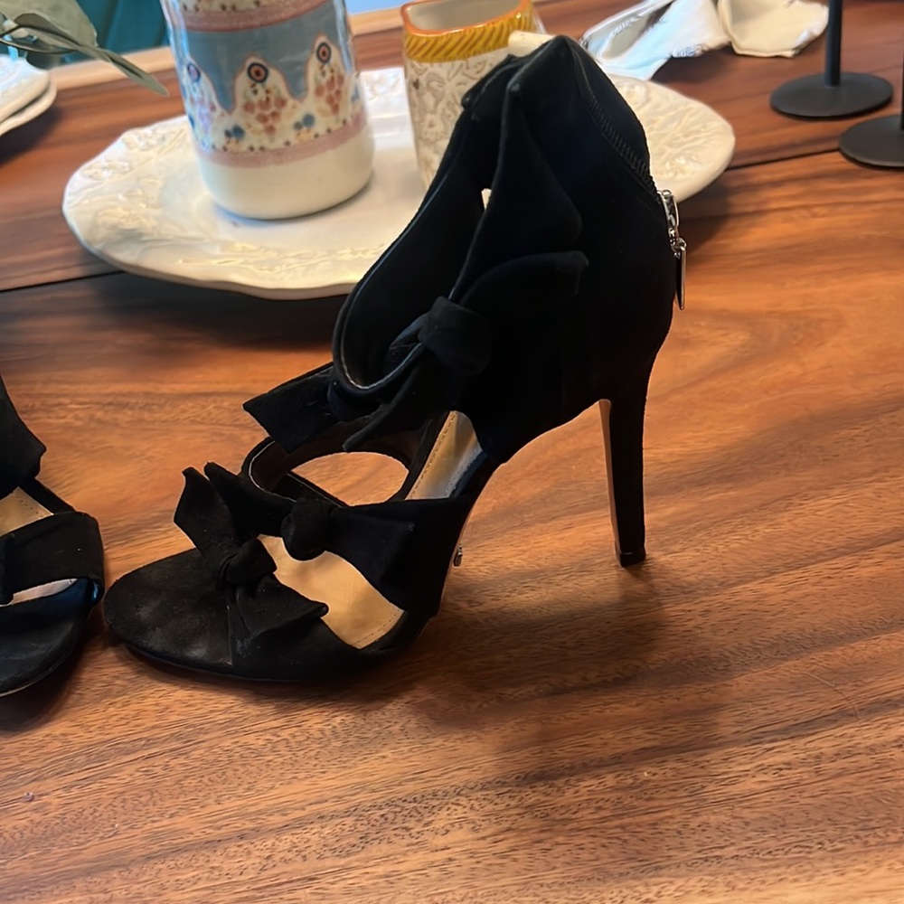 Schultz Heels - image 2